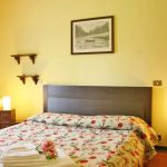 Ferienhaus Toskana TOH423 Schlafzimmer mit Doppelbett