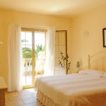 Ferienhaus Mallorca MA3890 Schlafraum mit Doppelbett
